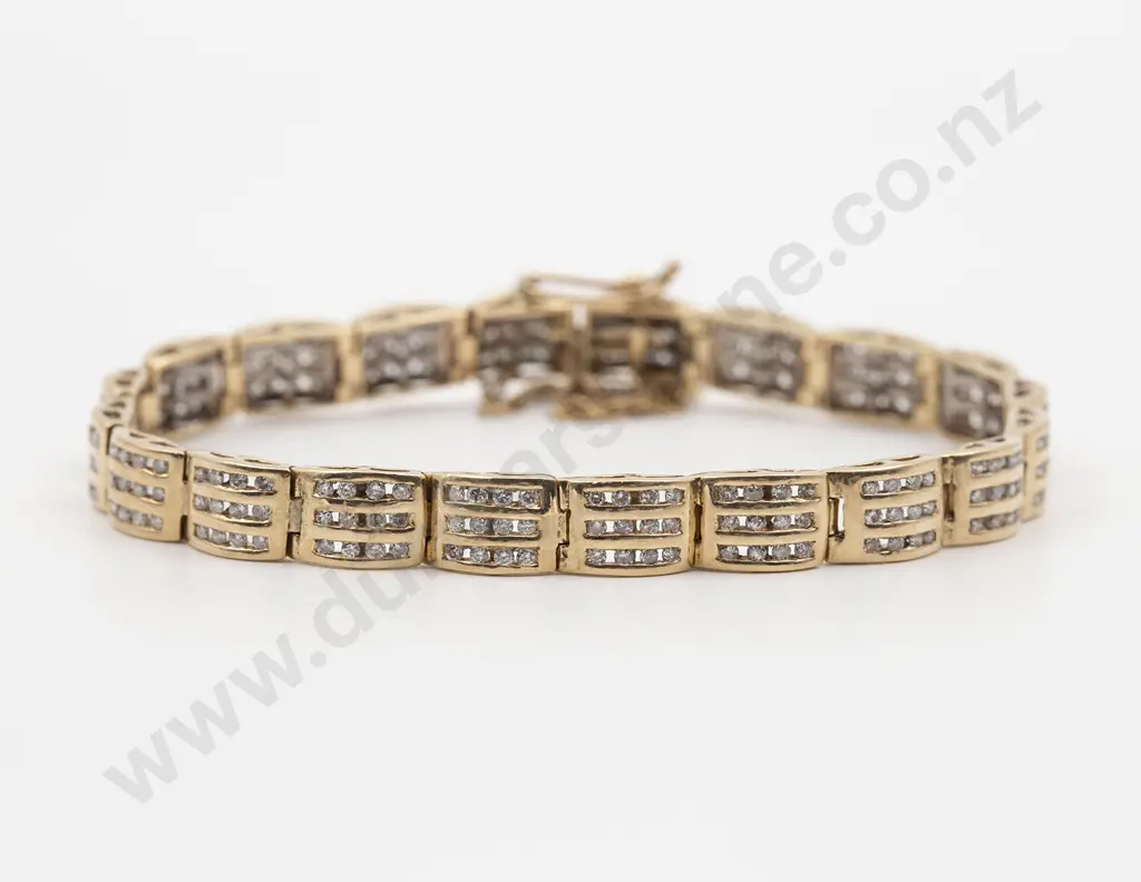 14ct 240stone Diamond Bracelet Image 1++