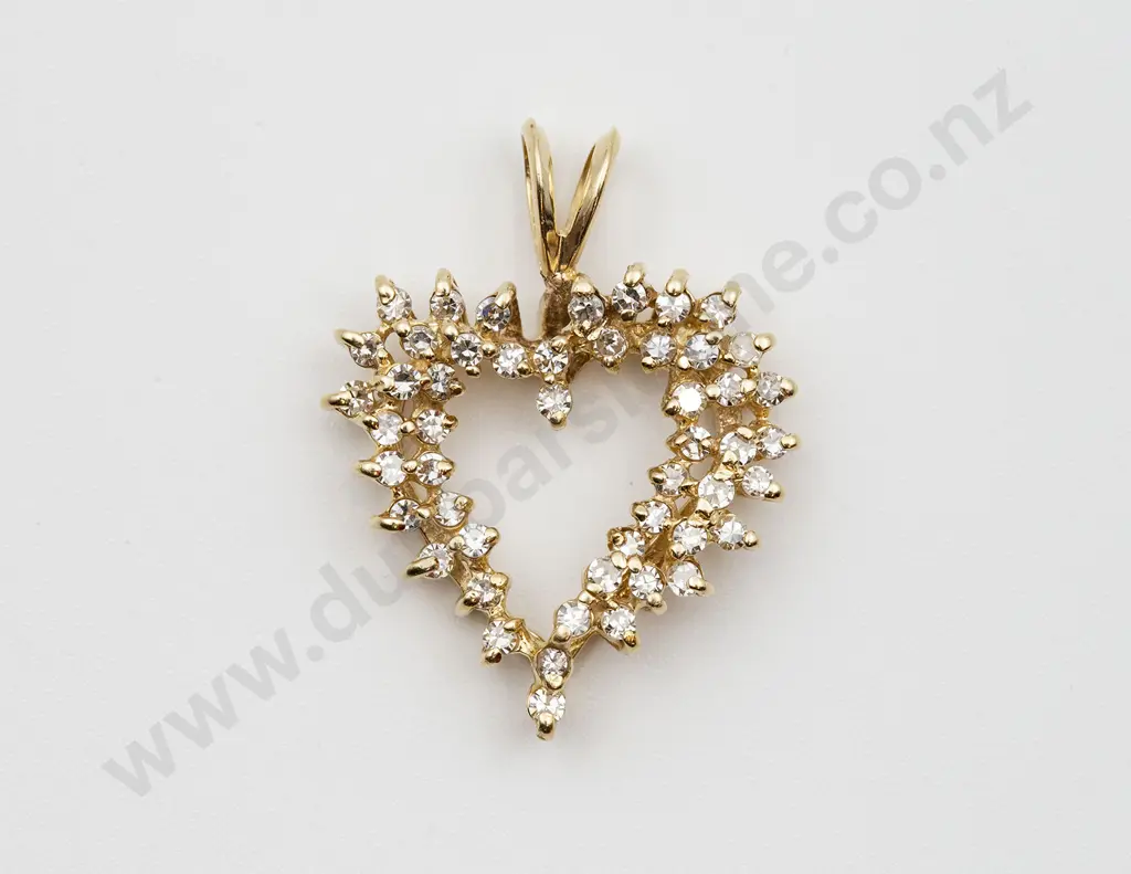14ct 50stone Diamond Heart Pendant Image 1++