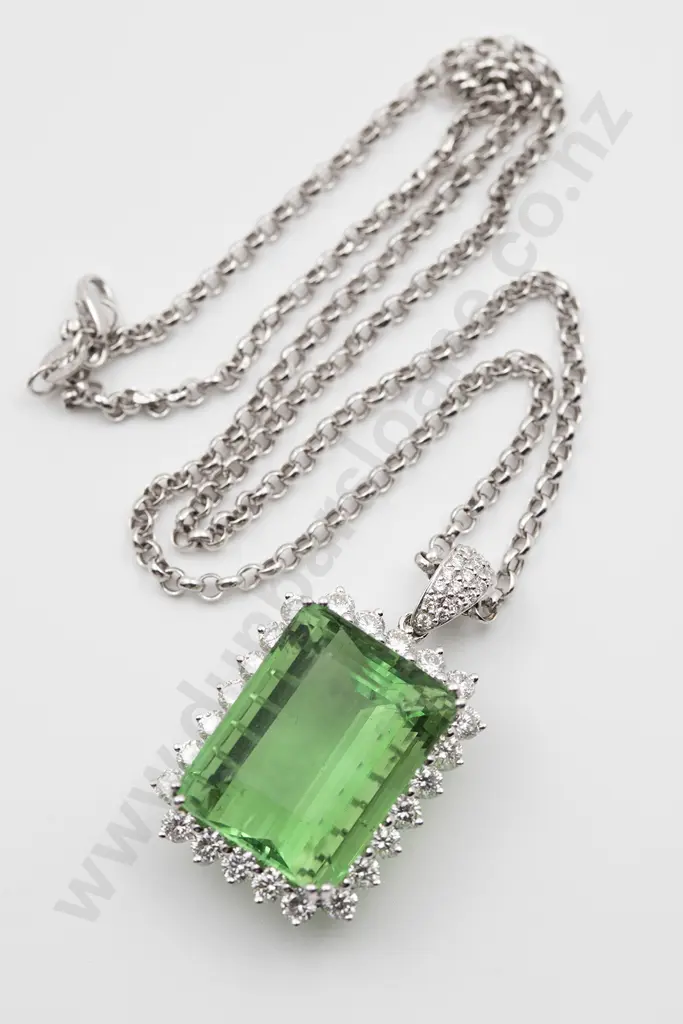 18ct White Gold Single Green Fluorite and Diamond Pendant Image 1++