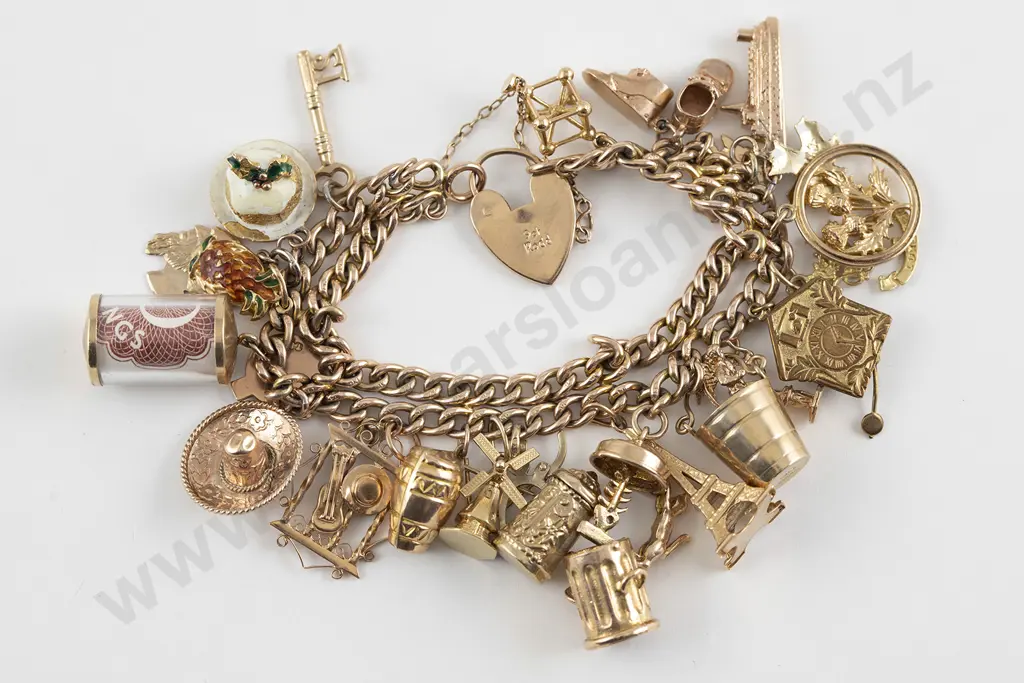 9ct Charm Bracelet Image 1++