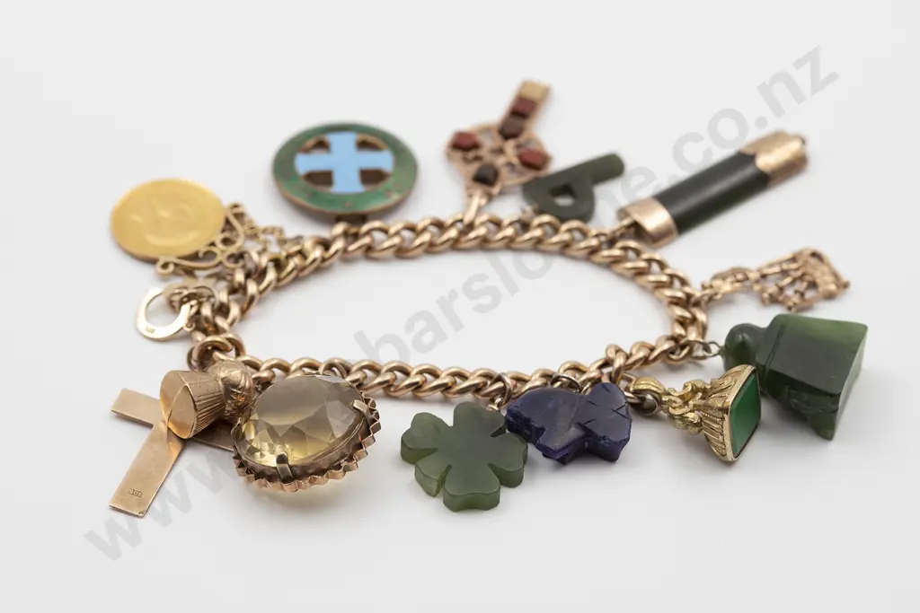 Victorian 15ct Curb Link Charm Bracelet Image 1++