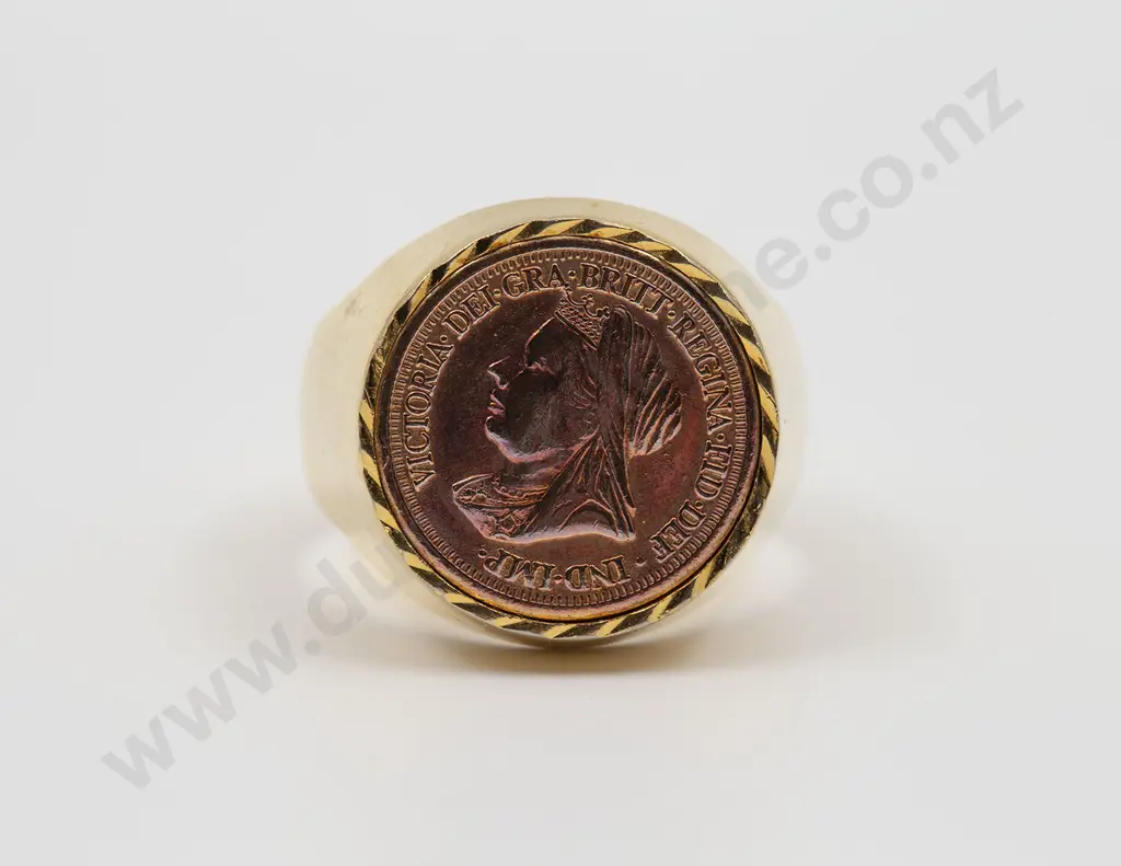 9ct Victoria Coin Dress Ring Image 1++