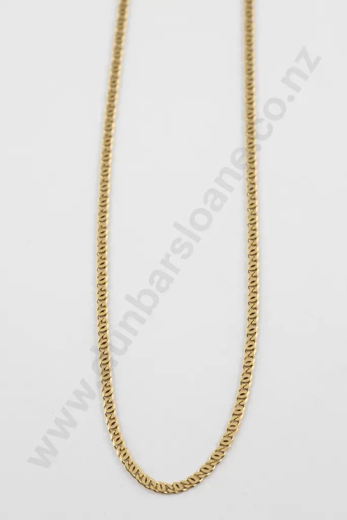 18ct Modern Curb Link Neck Chain Image 1++