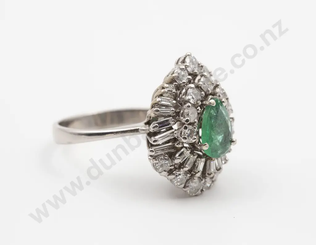 14ct White Gold 38stone Emerald and Diamond Cluster Ring Image 1++