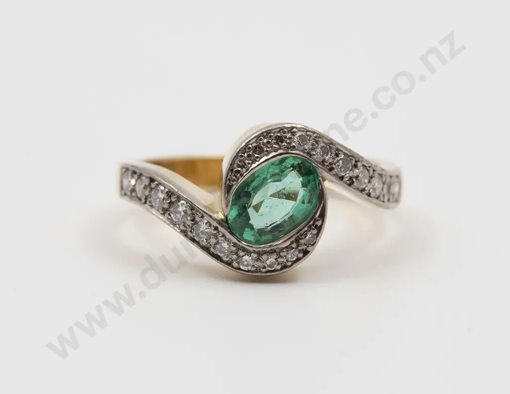 18ct 21stone Emerald and Diamond Dress Ring Image 1++