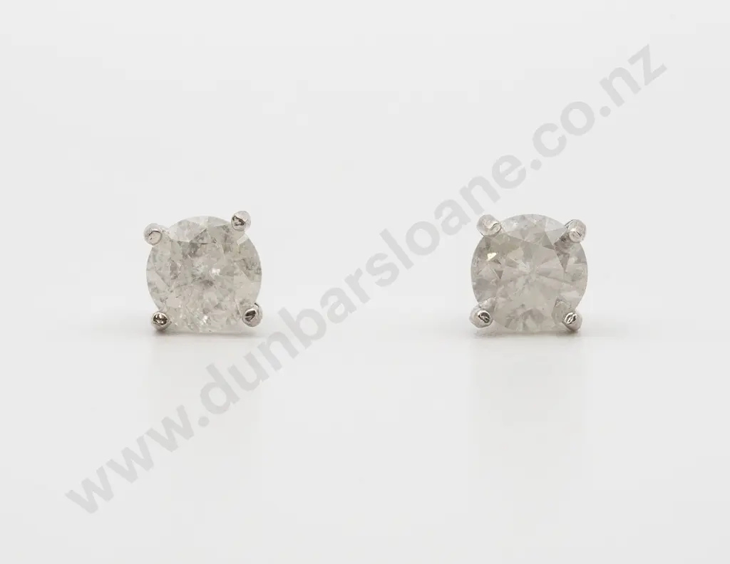 14ct White Gold Single Diamond Stud Earrings Image 1++