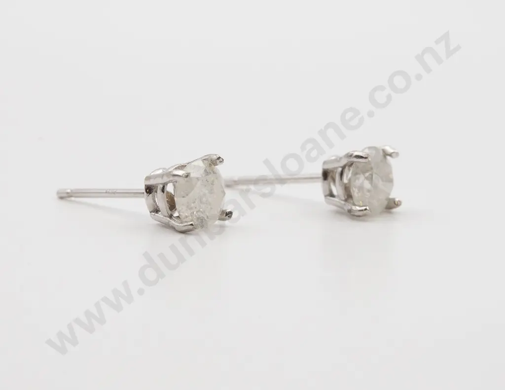 14ct White Gold Single Diamond Stud Earrings Image 1++