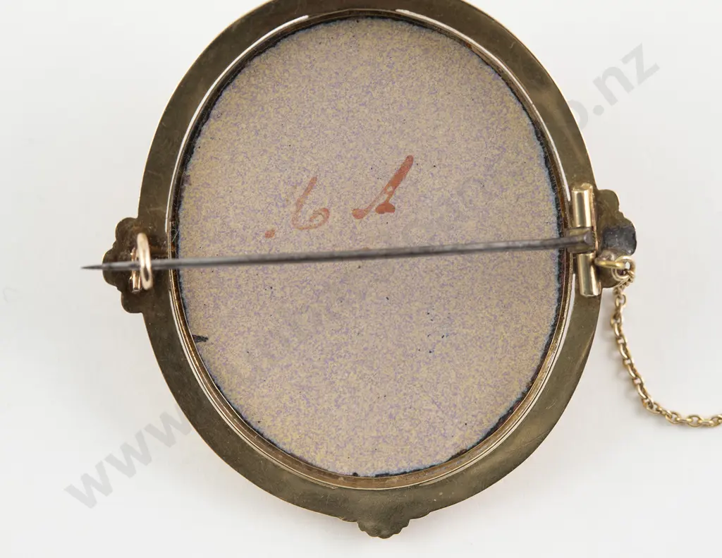 Victorian 9ct Framed Enamel Brooch Image 1++