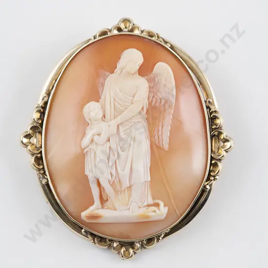 Large Victorian 9ct Framed Cameo Brooch