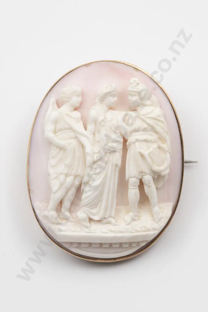 Victorian 9ct Framed Cameo Brooch Image 1++
