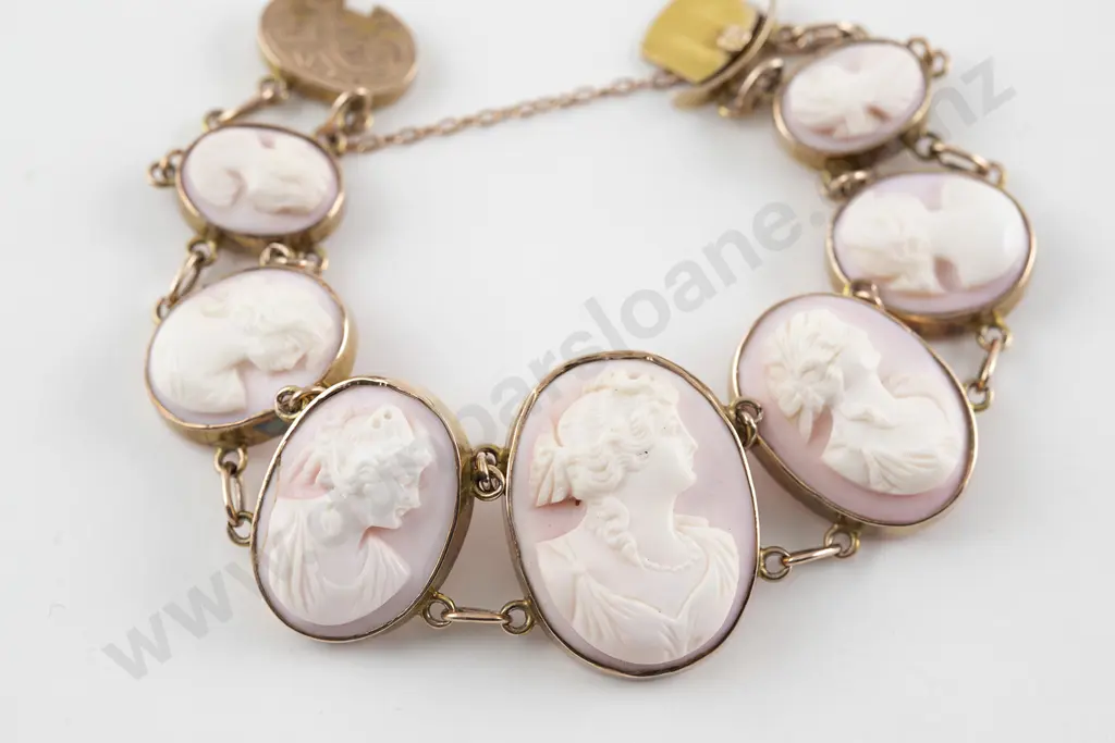 Victorian 9ct Mounted Cameo Bracelet Image 1++