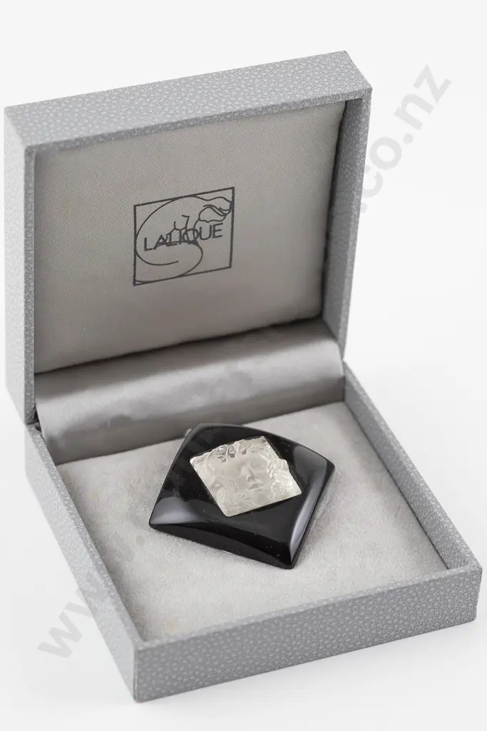 Original Boxed Lalique Masque de Femme brooch Image 1++