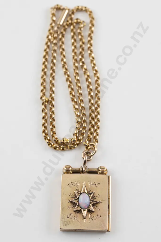 Victorian 9ct Locket Image 1++