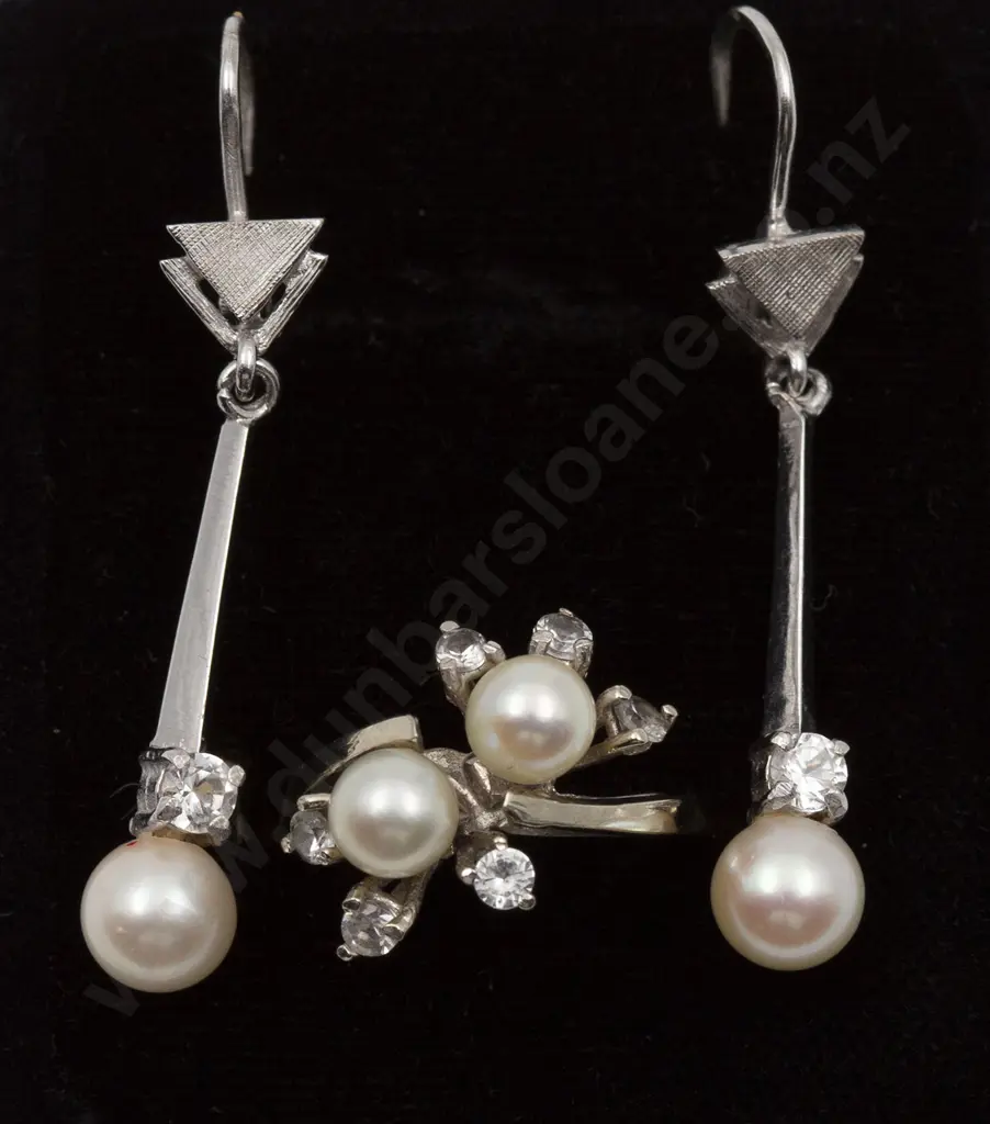 Uniform Single Strand Cultured Pearl Necklace Image 1++