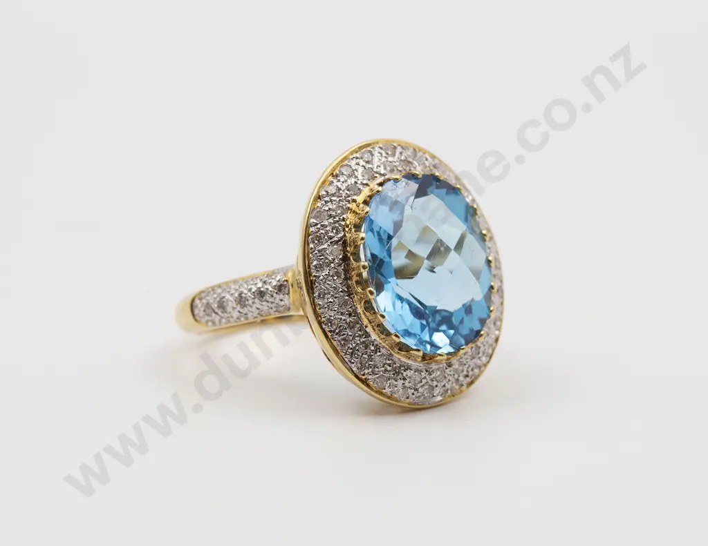 18ct 79stone Topaz and Diamond Cluster Ring Image 1++