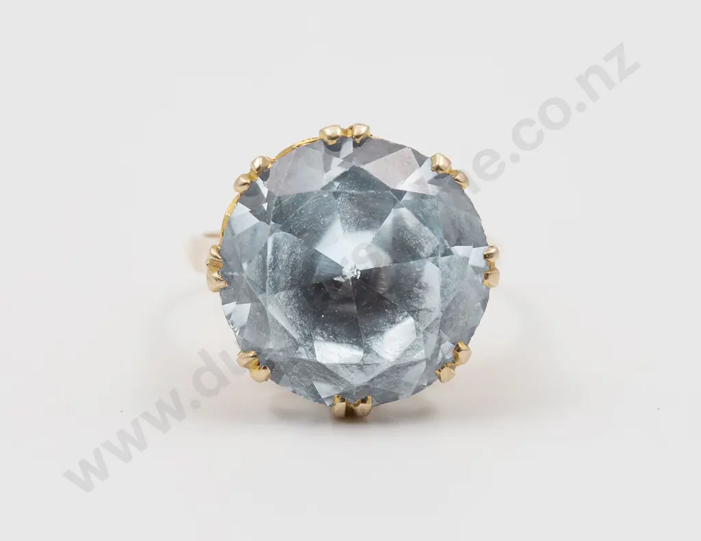 9ct Single Synthetic Blue Spinel Dress Ring Image 1++