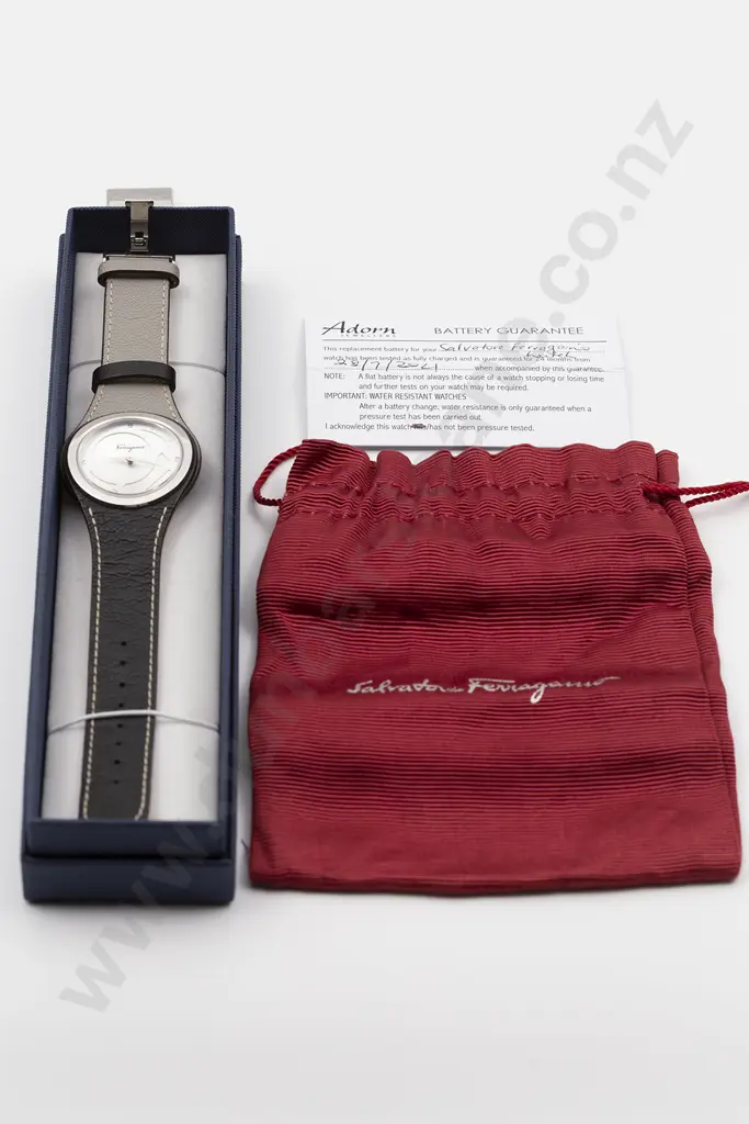 Salvatore Ferragamo Gents Swiss Quartz Wrist Watch Image 1++