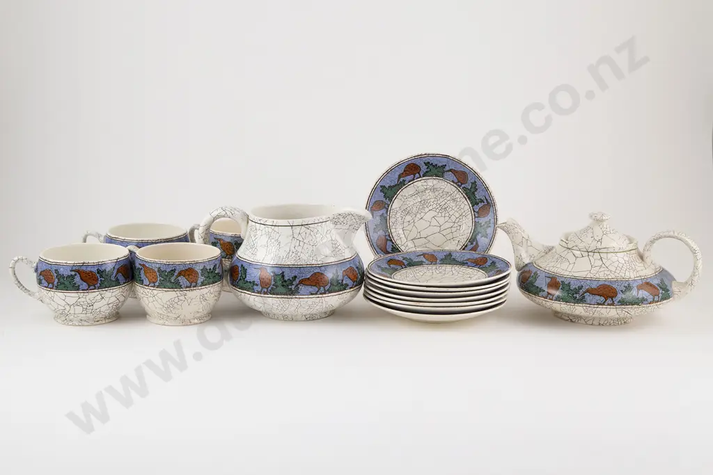 Royal Doulton 'Kiwi' Pattern Teaware Image 1++