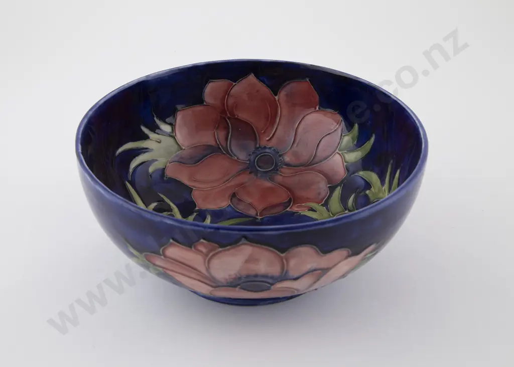 Walter Moorcroft Fruit Bowl Image 1++