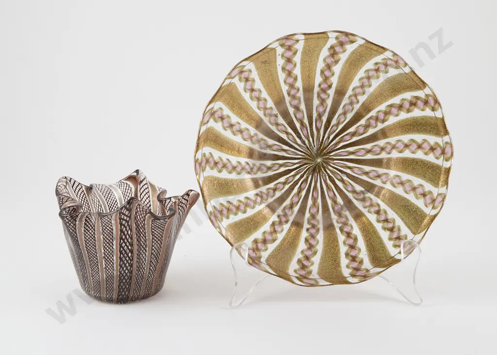 Unmarked Venini Fazzoletto Handkerchief Vase Image 1++