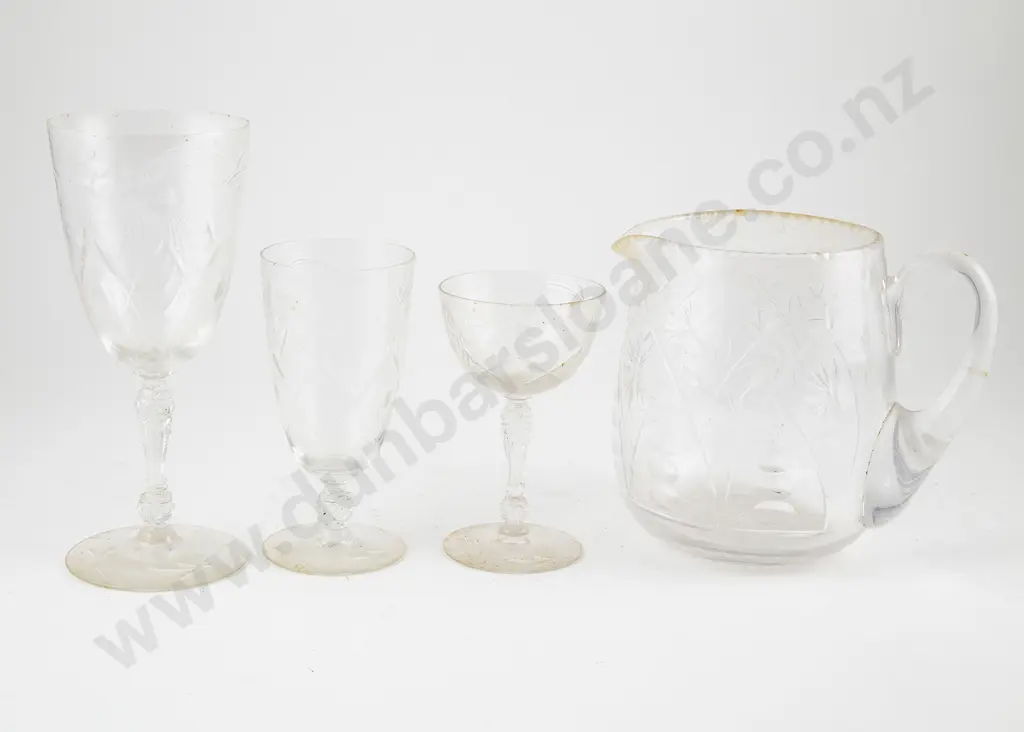 Early C20th Fine Glass Suite Image 1++