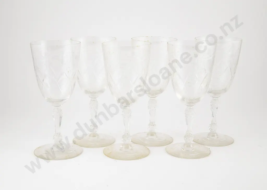 Early C20th Fine Glass Suite Image 1++