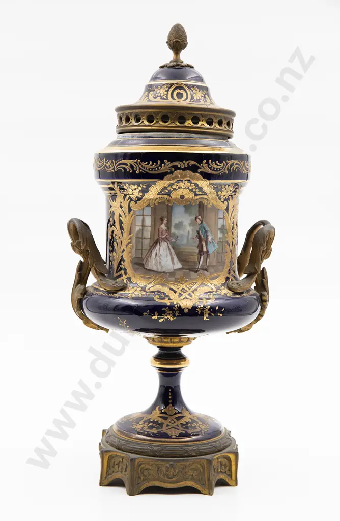 Late C19th Sèvres Pattern Mantel Urn Image 1++