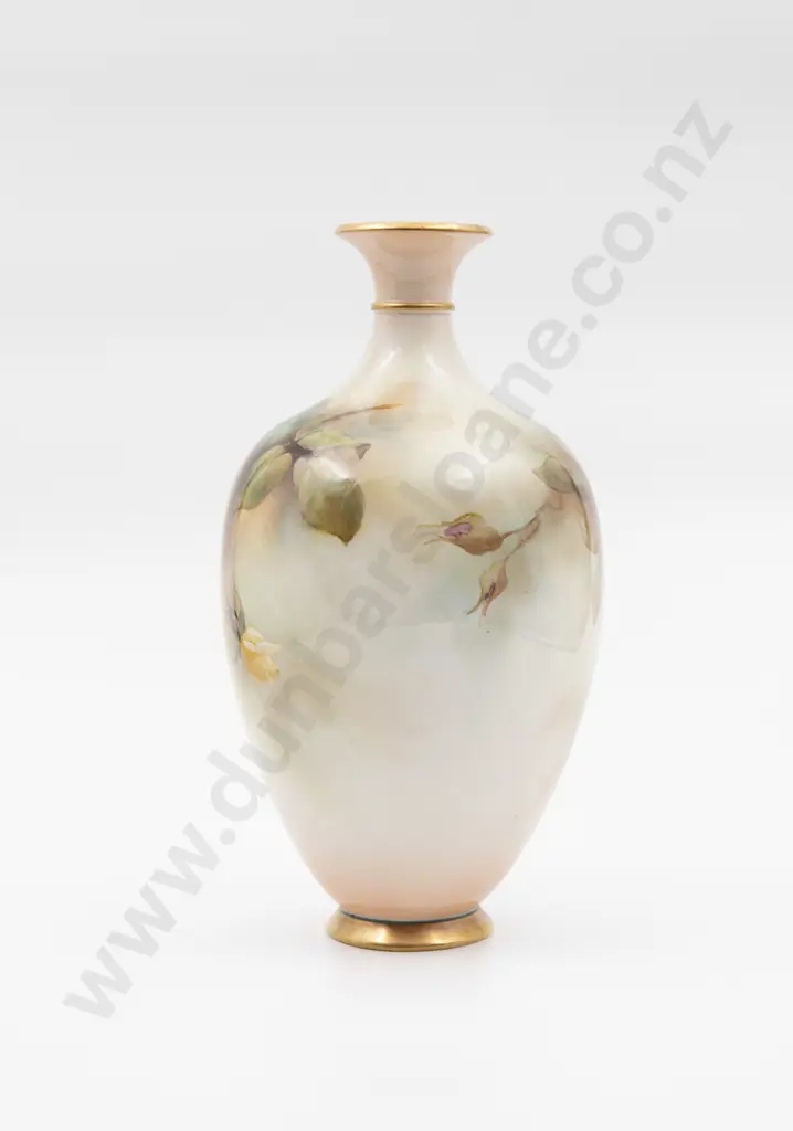 Royal Worcester Hadley Vase Image 1++