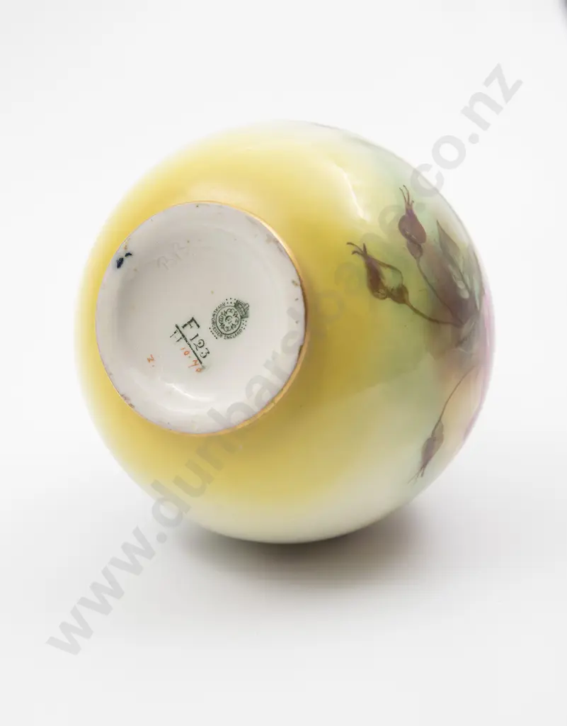 Royal Worcester Specimen Vase Image 1++
