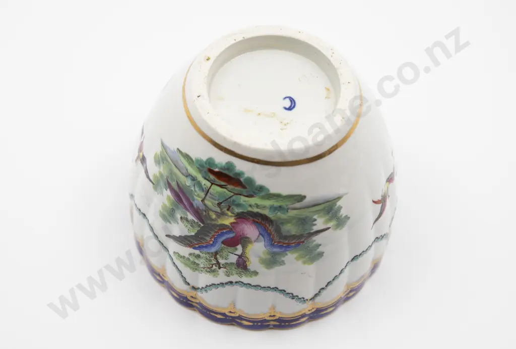 C1775 First Worcester Exotic Bird Pattern Sugar Bowl Image 1++