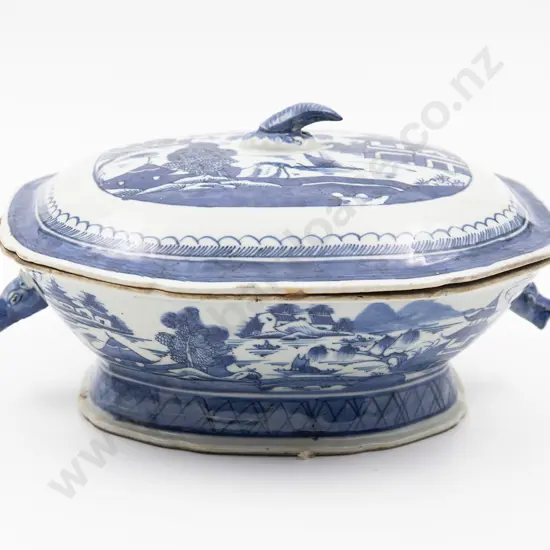 C19th Chinese Blue & White Export Ware Tureen