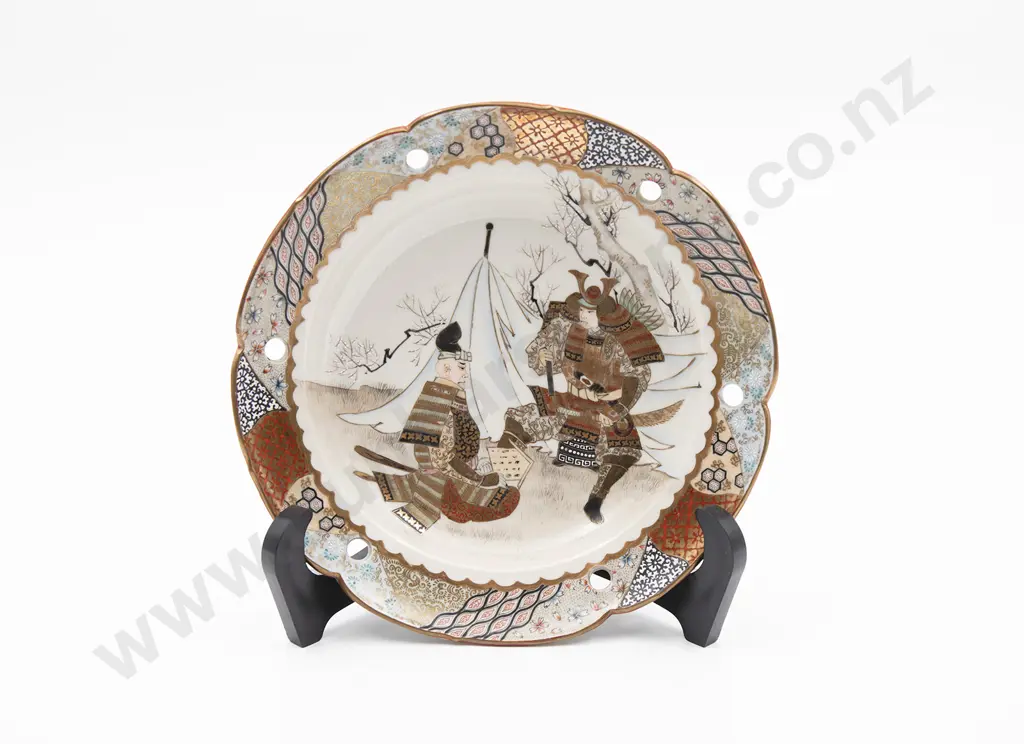 Late C19th Satsuma Shallow Dish Image 1++