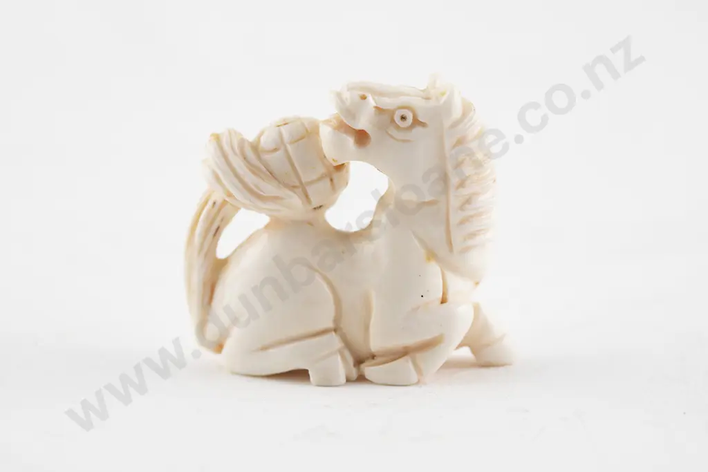 Carved  Ivory Netsuke Image 1++