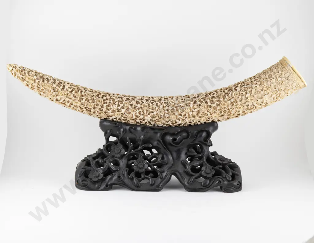 Impressive Late C19th Chinese Carved Ivory Tusk On Stand Image 1++