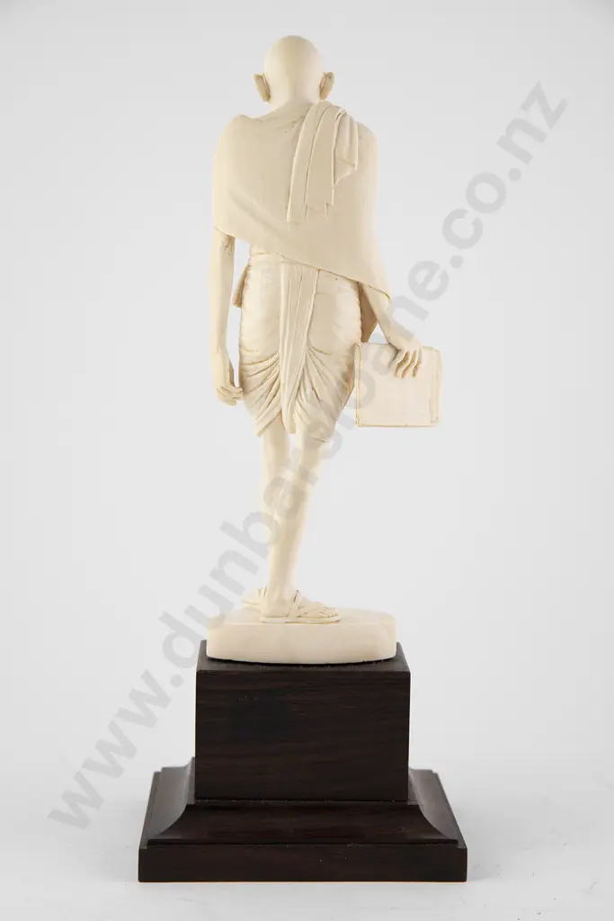 Finely Carved Ivory Figure Of Mahatma Gandhi Image 1++