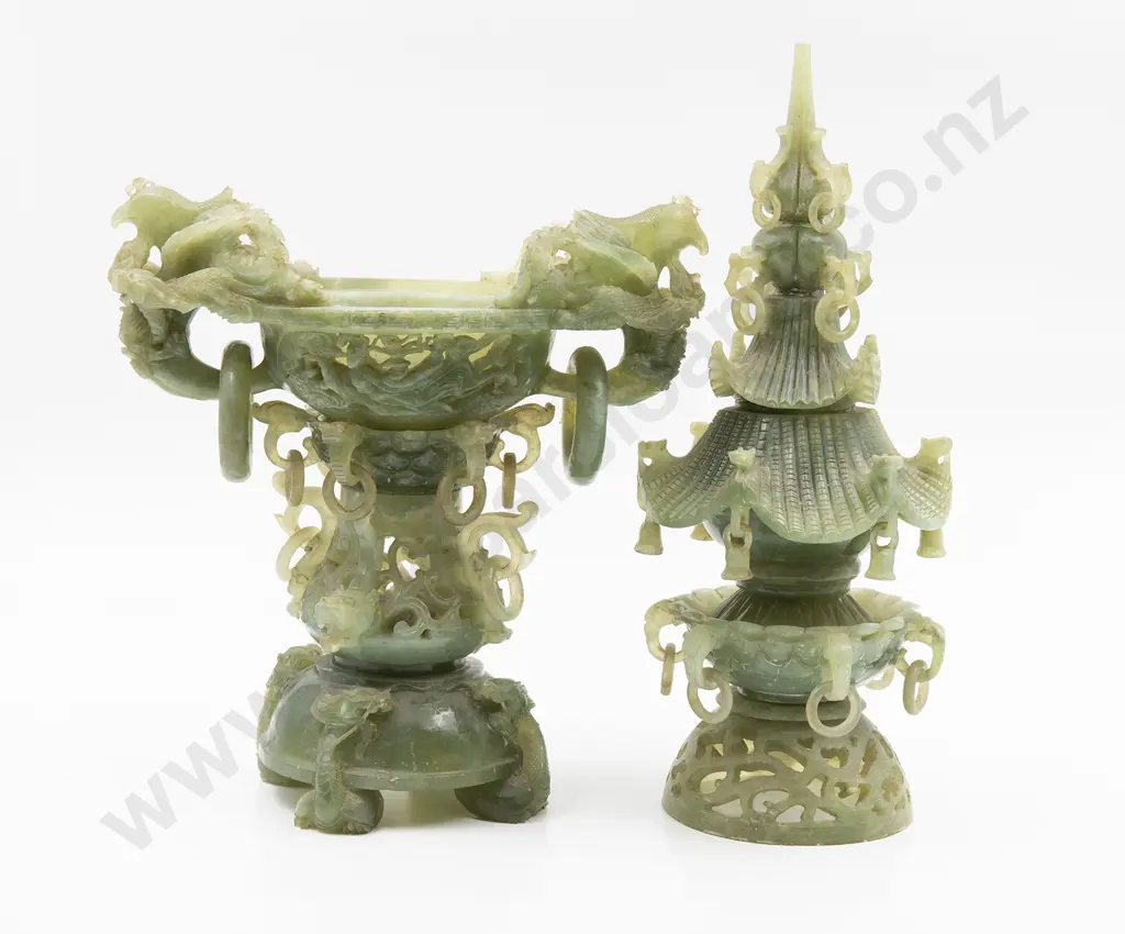 Large Carved Jade Pagoda Table Centre Image 1++