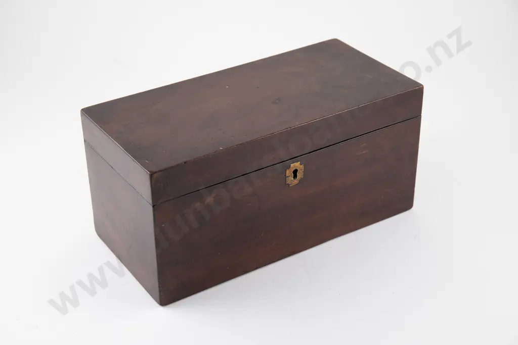 Geo III Mahogany Tea Caddy Image 1++
