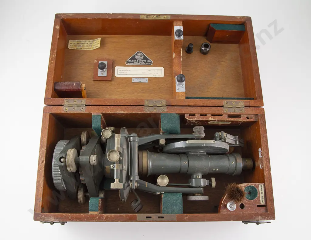 Cased Hilger & Watts Theodolite Image 1++