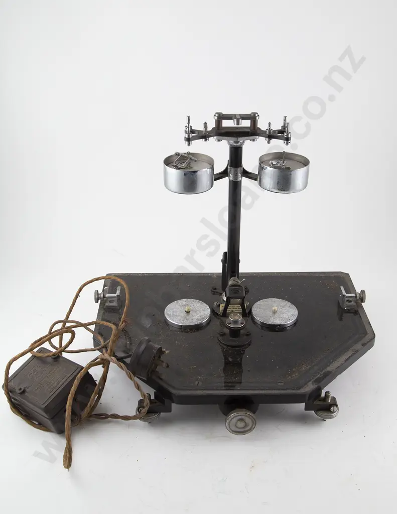 Vintage Mahogany & Glazed Set Of Mercury Measuring Scales Image 1++
