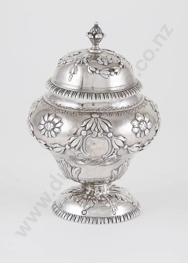 Small Geo III S/S Tea Caddy Image 1++