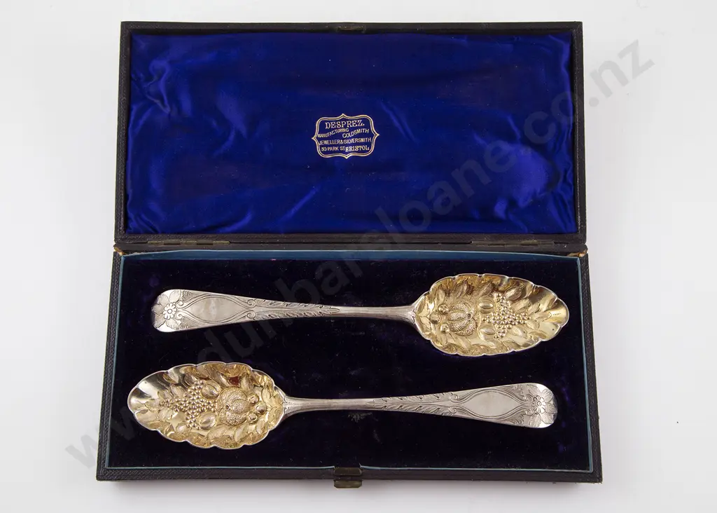 Cased Pair Geo II S/S Berry Spoons Image 1++