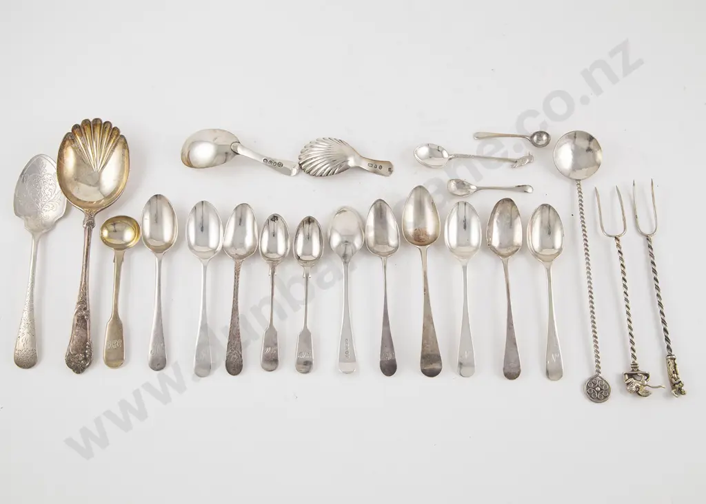 22 Various S/S Cutlery Pieces Image 1++