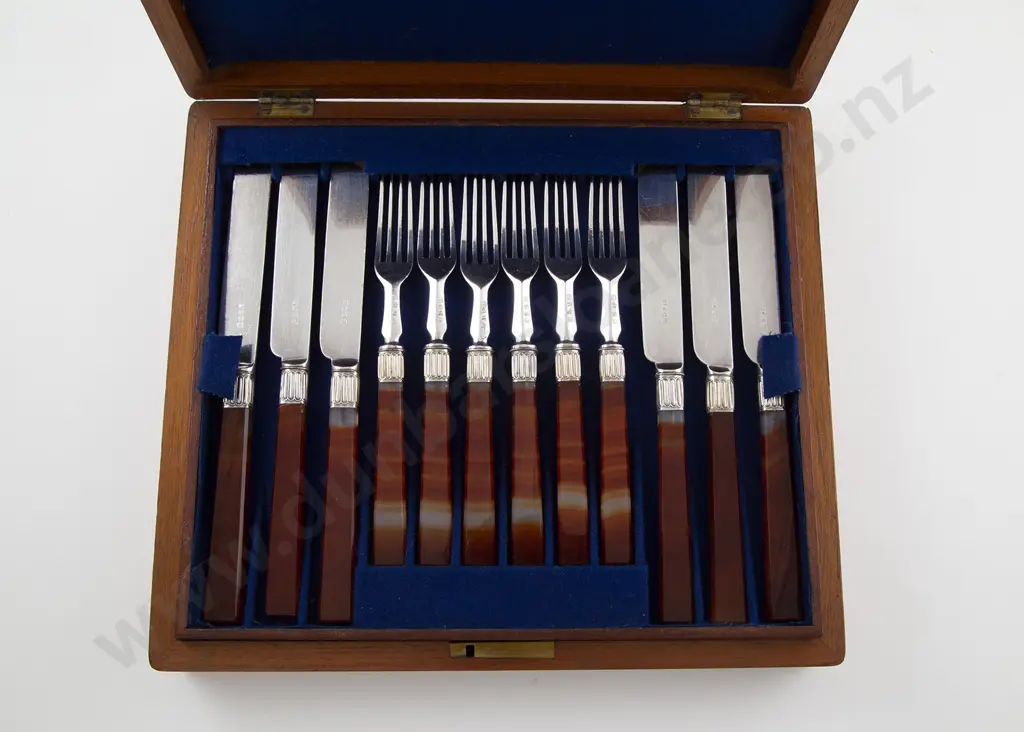 Cased Set Of 12 Vict S/Plate Dessert Knives & Forks Image 1++