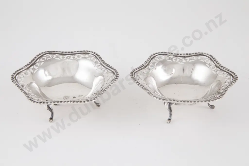 Pair Geo V S/S Bon Bon Bowls Image 1++