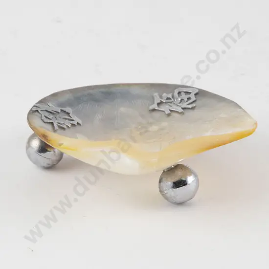 Vintage MOP Shell