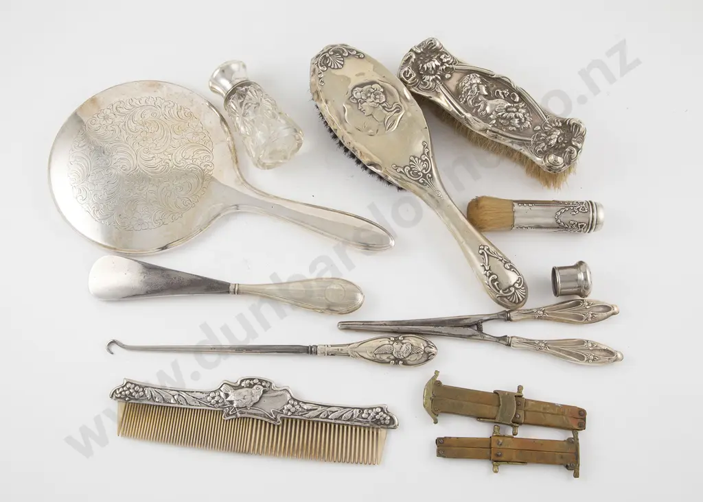 Collection of S/S Dressing Table & Vanity Items Image 1++
