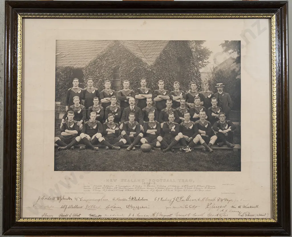 Rare Signed 1905-06 'Originals" New Zealand Football Team Sepia Photograph Image 1++