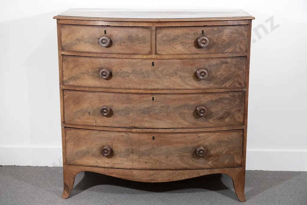 Regency Mahogany Bow Front Chest Image 1++