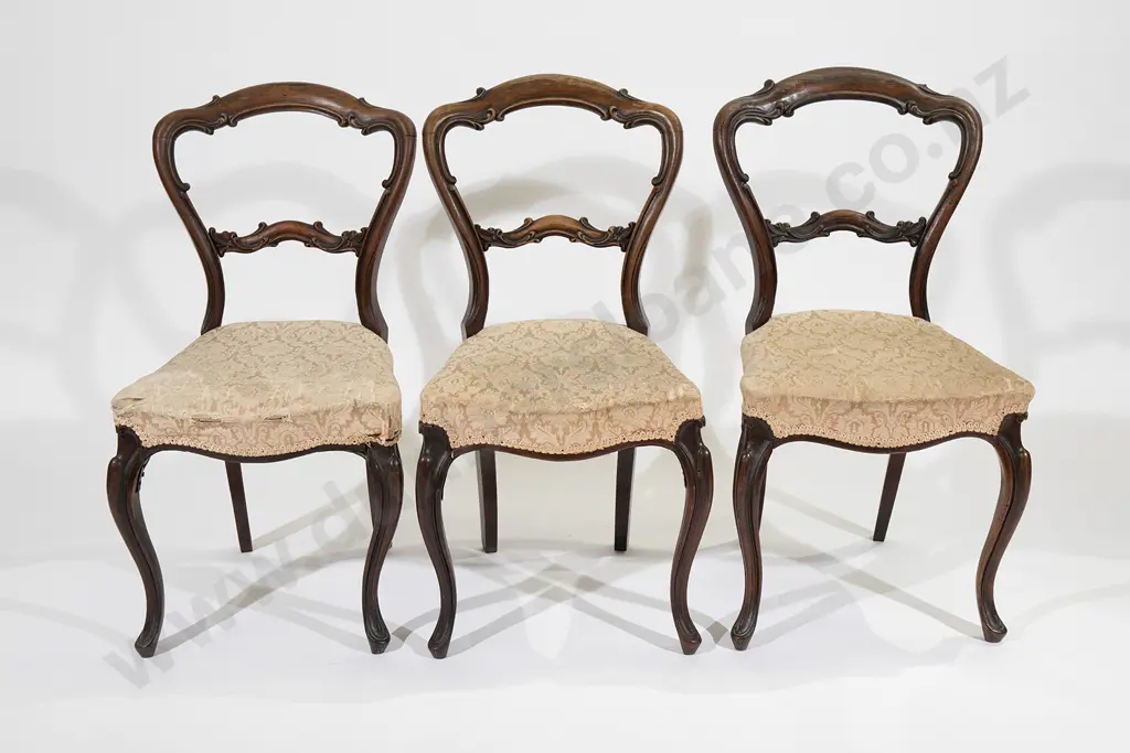 Three Victorian Rosewood Balloon Back Dining Chairs Image 1++