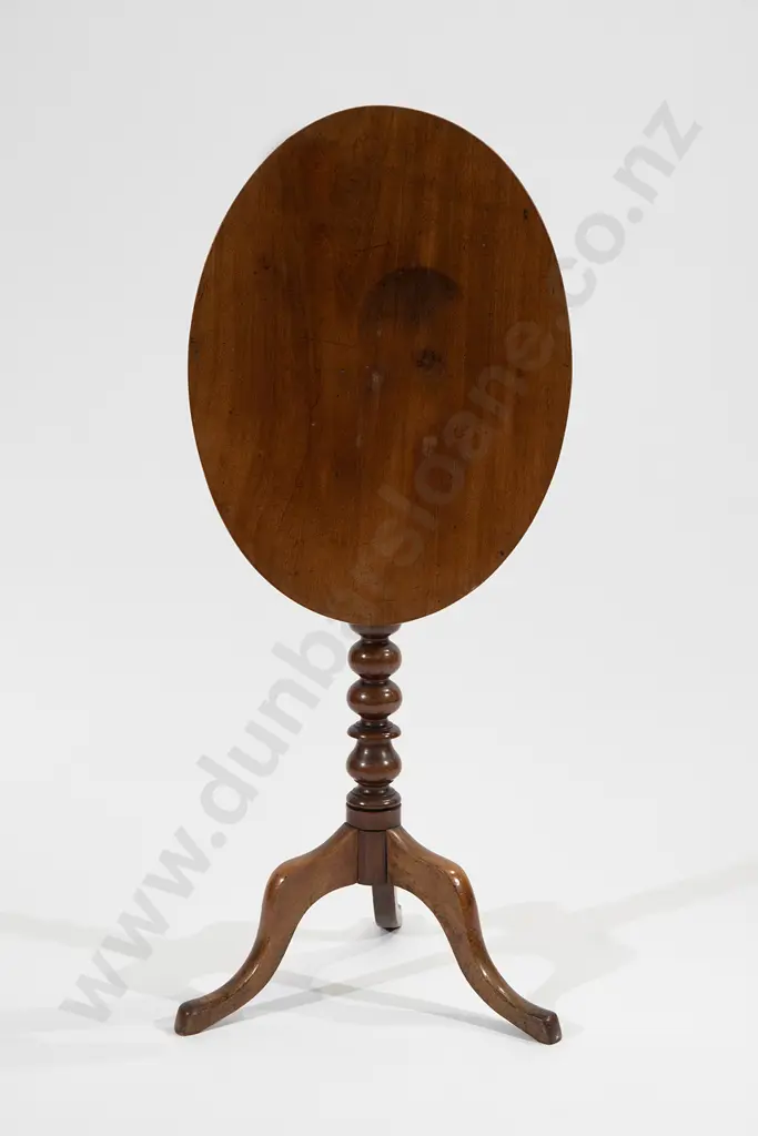 Victorian Mahogany Oval Tilt Wine Table Image 1++